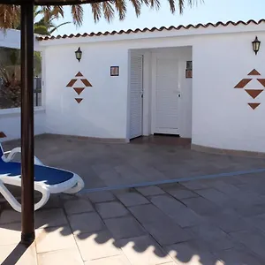 apartamento-en-complejo-residencial-san-miguel-de-abona.adeje-hotels.com/